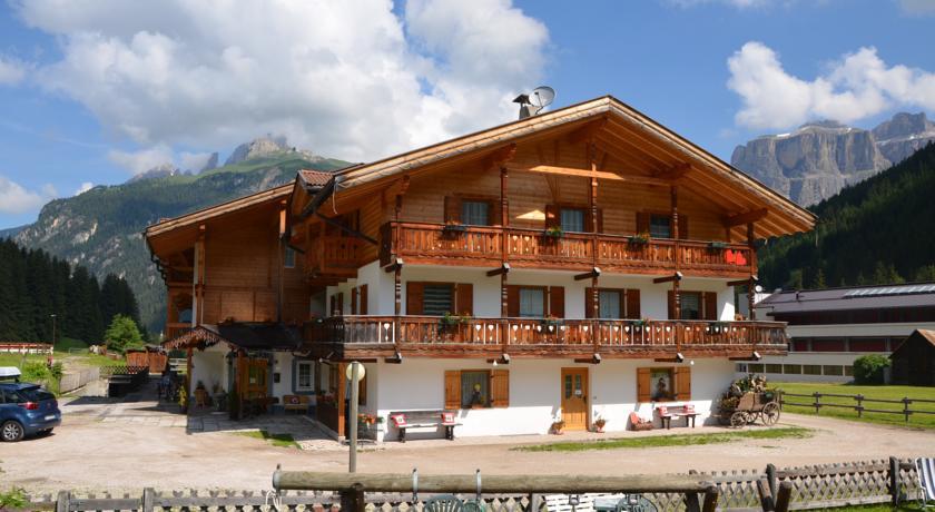 B&B Cesa Ciasates – Val di Fassa – Canazei