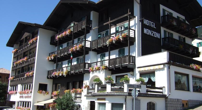 Hotel Monzoni â€“ Val di Fassa – Pozza di Fassa